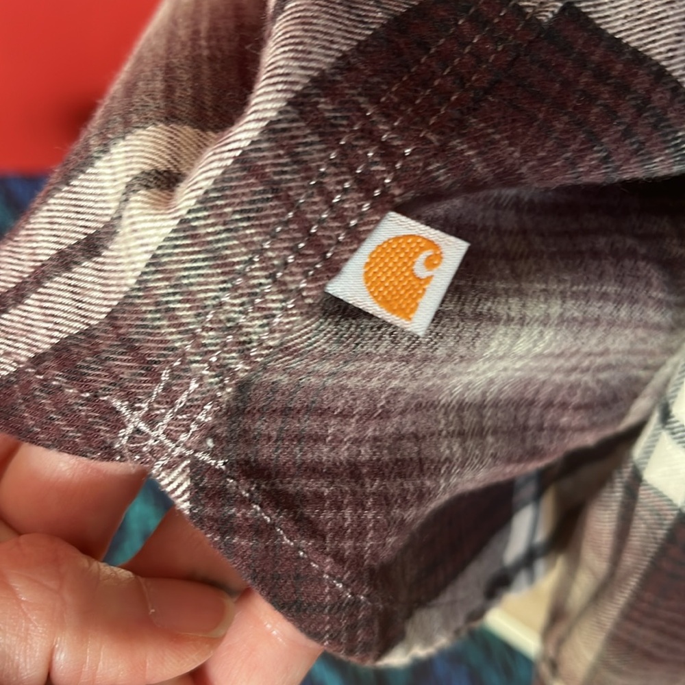 New Carhartt button down hooded shirt - Picture 9 of 16